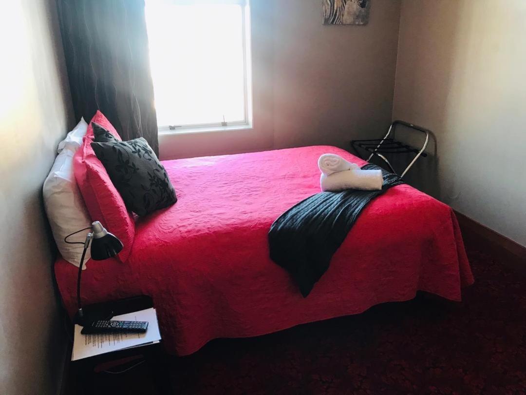 Otautau Hotel Esterno foto